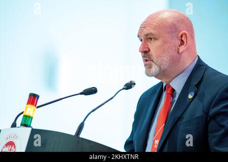 Mick Whelan ASLEF Segretario Generale si rivolge alla loro 2022 Assemblea annuale dei delegati a Bournemouth nella Dorchester Suite del Bournemouth Highcliff Marriott Hotel. Foto: ©Neil Turner 18 maggio 2022 Foto Stock