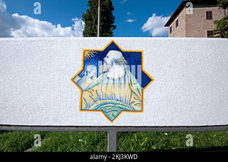 Particolare della panca in ceramica decorata a Deruta, Perugia, Umbria, Italia Foto Stock