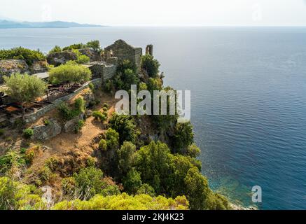 Il bellissimo villaggio di Nonza in un pomeriggio d'estate, in Corsica, Francia. Foto Stock