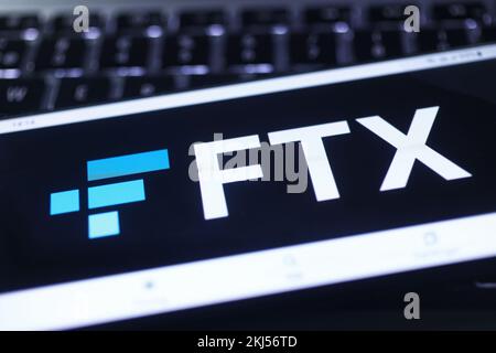 Logo FTX. FTX è uno scambio di criptovaluta basato sulle Bahamas. Foto Stock