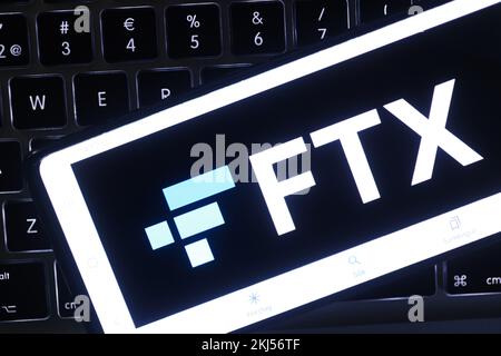 Logo FTX. FTX è uno scambio di criptovaluta basato sulle Bahamas. Foto Stock