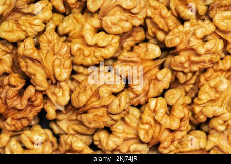 Sfondo noci. Noci di noccioli. Vista dall'alto. Cibo vegetariano o sano Foto Stock