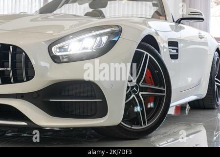 Mercedes Benz AMG GTC Vista frontale tre quarti Foto Stock