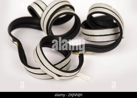 Striscia sigillante autoadesiva isolamento sportello Foto Stock