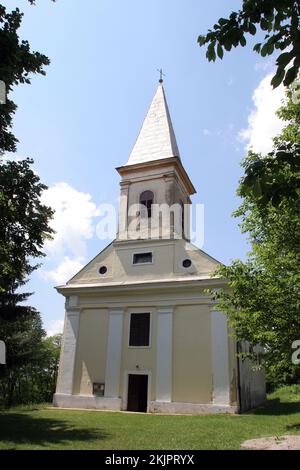 La chiesa parrocchiale di San Caterina di Alessandria a Ribnicki Kunic, Croazia Foto Stock