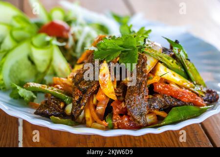 Nepalese Snacks Spicy Buffalo secco carne Sukuti Foto Stock