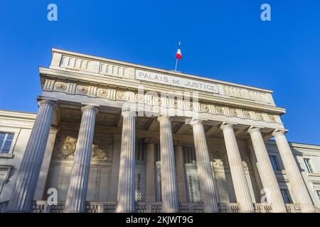 Edificio in stile classico del Palais de Justice (tribunali) a Tours, Indre-et-Loire (37), Francia. Foto Stock