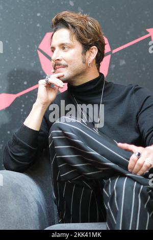 Madrid, Spagna. 25th Nov 2022. Il cantante Manuel Carrasco ha visto durante l'uscita del suo ottavo album 'Corazon y flecha' a Madrid. (Foto di Atilano Garcia/SOPA Images/Sipa USA) Credit: Sipa USA/Alamy Live News Foto Stock