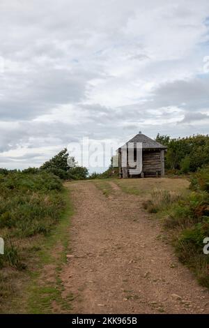 La capanna Jubilee si affaccia su Horner Woods nel Parco Nazionale di Exmoor Foto Stock