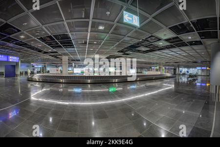 Francoforte, Germania - 20 giugno 2020: Cintura bagagli vuota all'aeroporto di Francoforte a causa del traffico ridotto perché Corona si chiude. Da metà giugno di più des Foto Stock