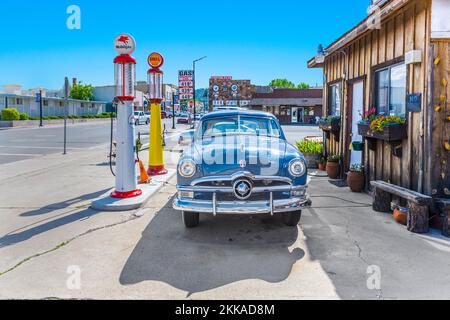 Williams, USA - 8 luglio 2008: Vecchia stazione di rifornimento retrò a Williams, USA. Nel 1926, l'autostrada 66 è stata istituita e oggi, tutto il centro di Williams Foto Stock