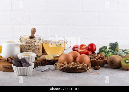 Assortimento di prodotti contenenti melatonina Foto Stock