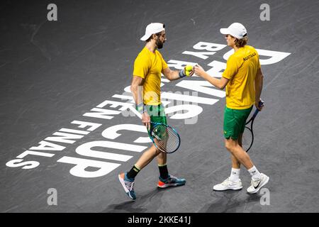 Malaga, Spagna. 25th Nov 2022. Jordan Thompson/Max Purcell of Australia Credit: Saolab/Alamy Live News Foto Stock