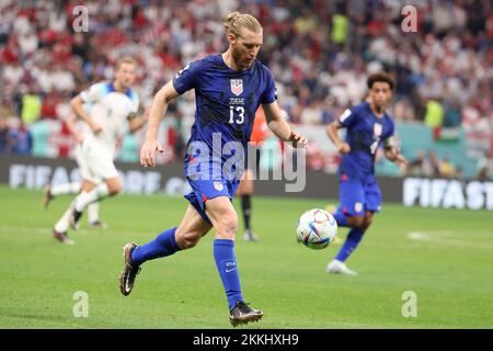 Doha, Qatar. 25th Nov 2022. Tim Ream of USA durante la Coppa del mondo FIFA 2022, partita di calcio del Gruppo B tra il Qatar e il Senegal il 25 novembre 2022 allo stadio al Bayt di al Khor, Qatar - Foto: Jean Catuffe/DPPI/LiveMedia Credit: Independent Photo Agency/Alamy Live News Foto Stock