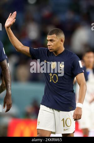 AL WAKRAH, QATAR - 22 NOVEMBRE: Coppa del mondo FIFA Qatar 2022 incontro di Gruppo D tra Francia e Australia allo Stadio al Janoub il 22 novembre 2022 ad al Wakrah, Qatar. Frankreich gegen Australien Kylian Mbappe of France © diebilderwelt / Alamy Stock Foto Stock