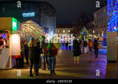 vienna, austria, 24 novembre 2022, avvento del mercato nella zona museumsquartier Foto Stock