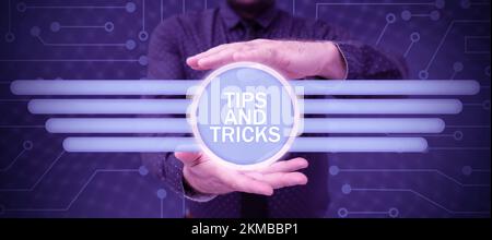 Suggerimenti e trucchi per le didascalie concettuali. Parola scritta sui suggerimenti per rendere le cose più facili Consigli utili soluzioni Foto Stock