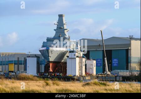 HMS Glasgow, la prima delle otto fregate di tipo 26, in costruzione presso il cantiere navale Govan di Glasgow - novembre 2022. Foto Stock