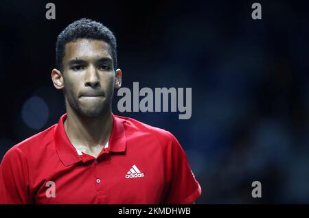 Malaga, Spagna. 26th Nov 2022. Felix Auger-Aliassime del Canada durante la Coppa Davis di Rakuten Finals 2022 partita tra Italia e Canada al Palacio de los Deportes Jose Maria Martin Carpena di Malaga, Spagna il 26 novembre 2022. Photo: Sanjin Strukic/PIXSELL Credit: Pixsell photo & video agency/Alamy Live News Foto Stock