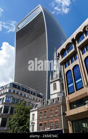 20 Fenchurch Street grattacielo, The Walkie-Talkie, a Londra, Inghilterra Regno Unito Foto Stock