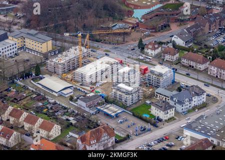 Vista aerea, cantiere con nuovo edificio per l'edilizia abitativa e servizi sociali sul sito ex Mercedes Lueg Wilhelmstraße a Gladbeck, Ruhr Foto Stock