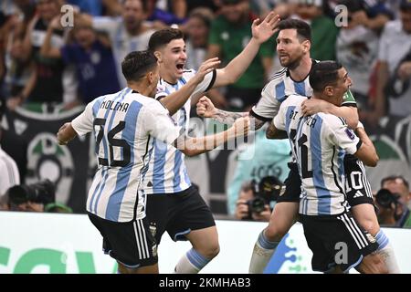 Foto Fabio Ferrari/LaPresse 26 Novembre 2022 Qatar - Sport - Calcio - Qatar 2022 - Coppa del mondo FIFA - Argentina vs Messico - Gruppo C - Fase a Gironi - Stadio Lusail. Nella foto: Sultanza Argentina 26 novembre 2022 , Qatar - sport - calcio - Qatar 2022- Coppa del mondo FIFA - Argentina vs Messico - Gruppo C - stage di gruppo - Stadio Lusail. Nella foto: Argentina exultation / PRESSINPHOTO Foto Stock