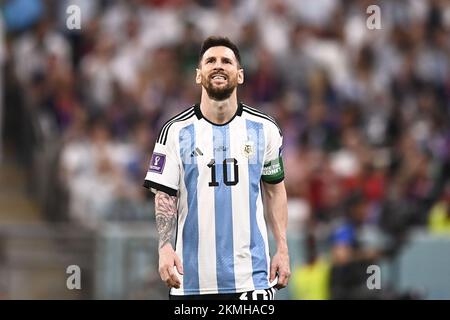 Foto Fabio Ferrari/LaPresse 26 Novembre 2022 Qatar - Sport - Calcio - Qatar 2022 - Coppa del mondo FIFA - Argentina vs Messico - Gruppo C - Fase a Gironi - Stadio Lusail. Nella foto: Lionel messi 26 novembre 2022 , Qatar - sport - calcio - Qatar 2022- Coppa del mondo FIFA - Argentina vs Messico - Gruppo C - stage di gruppo - Lusail Stadium. Nella foto: Lionel messi / PRESSINPHOTO Foto Stock