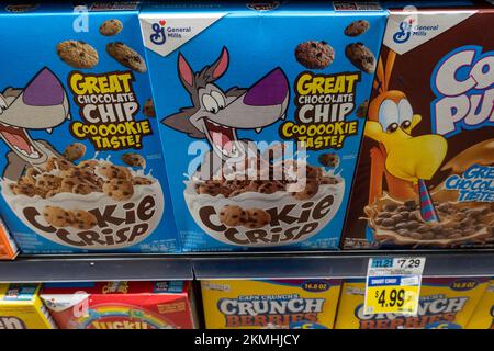 Cereali in un negozio di alimentari D'Agostino a New York City, Stati Uniti 2022 Foto Stock