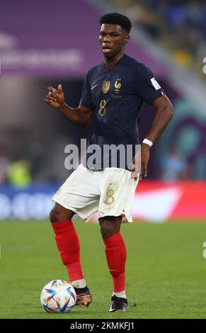Doha, Qatar, 26th novembre 2022. Aurelien Tchouameni di Francia durante la partita della Coppa del mondo FIFA 2022 allo Stadio 974 di Doha. Il credito di foto dovrebbe essere: David Klein / Sportimage Foto Stock