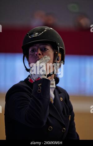 IFEMA, Madrid, Spagna. 26th Nov 2022. Settimana del Cavallo di Madrid 2022, mostra Paraequestre. Adattato Riding rider Natalia Quintana Plagaro. Madrid, Spagna. Credit: EnriquePSans/Alamy Live News Foto Stock