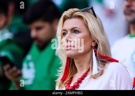 Doha, Qatar. 14th Set, 2022. Doha, Qatar, 26th 2022 novembre: Tifosi polacchi prima della partita tra Polonia e Arabia Saudita, valida per la fase di gruppo della Coppa del mondo, che si tiene presso l'Education City Stadium di Doha, Qatar. (Marcio Machado/SPP) Credit: SPP Sport Press Photo. /Alamy Live News Foto Stock