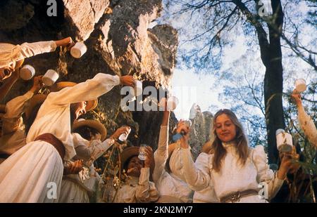 ANNE-LOUISE LAMBERT IN PIC-NIC A ROCCIA SOSPESA (1975), DIRETTO DA PETER WEIR. Credito: GTO / Album Foto Stock