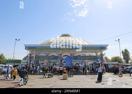 Chorsu Bazaar, Sakichmon Street, Città Vecchia, Tashkent, Provincia di Tashkent, Uzbekistan, Asia centrale Foto Stock