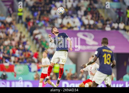 Theo Hernandez (22) di Francia durante la Coppa del mondo FIFA 2022, partita di calcio del Gruppo D tra Francia e Danimarca il 26 novembre 2022 allo Stadio 974 di Doha, Qatar - Foto: Nigel Keene/DPPI/LiveMedia Foto Stock