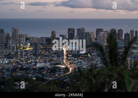 Honolulu città da sopra Ohau Tantalus punto di vista Hawaii USA Foto Stock