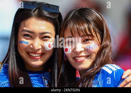 Doha, calcio, Coppa del mondo FIFA 2022, Giappone. 27th Nov 2022. Vs Costa Rica, nella foto: Fan del Giappone, Foto: Andrzej Iwanczuk Credit: Sipa USA/Alamy Live News Foto Stock