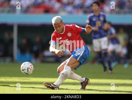Al Rayyan, Qatar. 27th Nov 2022. 27th novembre 2022; stadio Ahmed bin Ali, al Rayyan, Qatar; Coppa del mondo FIFA, Giappone contro Costa Rica; Francisco Calvo del Costa Rica con un colpo in gol Credit: Action Plus Sports Images/Alamy Live News Foto Stock