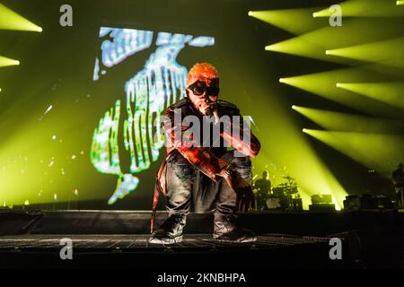 Livorno, Italia. 26th Nov 2022. Salmo durante Salmo - Flop Tour, concerto di musica per cantante italiana a Livorno, Italia, Novembre 26 2022 Credit: Agenzia indipendente per le foto/Alamy Live News Foto Stock