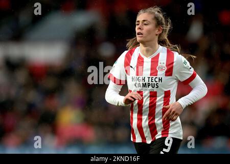 EINDHOVEN - Joelle Smits di PSV V1 durante la partita femminile olandese di Eredivie tra donne PSV e donne Feyenoord allo stadio Phillips il 27 novembre 2022 a Eindhoven, Paesi Bassi. ANP JEROEN PUTMANS Foto Stock