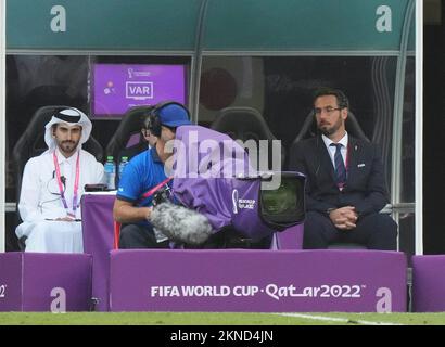 11/27/2022, Ahmad bin Ali Stadium, Doha, QAT, Coppa del mondo FIFA 2022, Gruppo e, Giappone vs Costa Rica, nella foto FIFA VAR Monitor Foto Stock