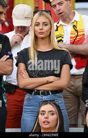 La moglie Kevin De Bruyne, Michele Lacroix, partecipa alla partita Belgio/Marocco della Coppa del mondo FIFA Qatar 2022 allo stadio al Thumama di Doha, Qatar, il 27 novembre 2022. Foto di Laurent Zabulon/ABACAPRESS.COM Foto Stock