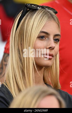 La moglie Kevin De Bruyne, Michele Lacroix, partecipa alla partita Belgio/Marocco della Coppa del mondo FIFA Qatar 2022 allo stadio al Thumama di Doha, Qatar, il 27 novembre 2022. Foto di Laurent Zabulon/ABACAPRESS.COM Foto Stock