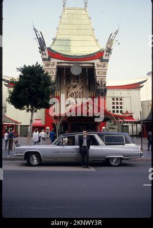 grave line tour di hollewood 1989-presso il teatro cinese Foto Stock