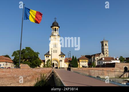 La cittadella di Alba Iulia sul fiume Mureș, nella regione storica della Transilvania, Romania Foto Stock