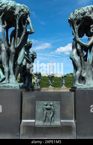 Parco delle sculture nel Parco Frogner con più di 200 sculture di Gustav Vigeland, oslo, norvegia Foto Stock