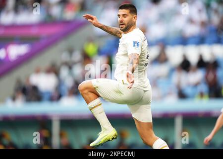 Al Wakrah, Qatar. 28th Nov 2022. Aleksandar Mitrovic di Serbia durante la partita della Coppa del mondo FIFA Qatar 2022, Gruppo G, tra Camerun e Serbia ha giocato allo Stadio al Janoub il 28 novembre 2022 ad al Wakrah, Qatar. (Foto di Bagu Blanco/PRESSIN) Credit: Sipa USA/Alamy Live News Foto Stock