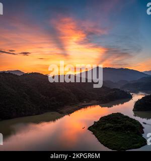 BA Be National Park, Vietnam è il più grande lago in montagna in Bac Kan Foto Stock