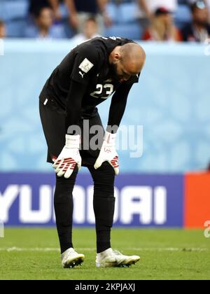 Doha, Qatar. 28th Nov 2022. AL WAKRAH - portiere della Serbia Vanja Milinkovic-Savic durante la partita di Coppa del mondo FIFA Qatar 2022 gruppo G tra Camerun e Serbia allo Stadio al Janoub il 28 novembre 2022 ad al Wakrah, Qatar. AP | Dutch Height | MAURICE OF STONE Credit: ANP/Alamy Live News Credit: ANP/Alamy Live News Credit: ANP/Alamy Live News Foto Stock