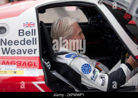 Dereck Bell seduto nell'abitacolo del Richard Lloyd Racing, Porsche 962 che ha guidato nel 1989, World Sportscar Championship. Foto Stock