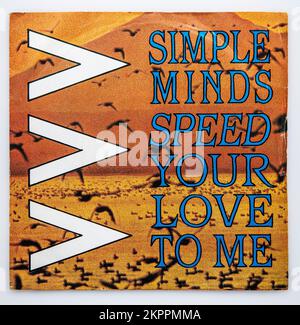 Copertina della versione in vinile da sette pollici di Speed Your Love To Me by Simple Minds, rilasciata nel 1984 Foto Stock